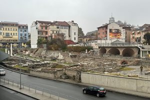 Жълт код за валежи от дъжд в Пловдив днес, температурите - до 6°