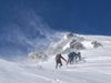 Лавина уби трима алпинисти в Япония