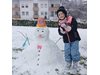Нашият конкурс "Дете под елхата": Петгодишната Виктория вече се радва на първия си сняг в Германия