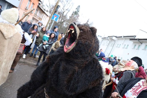 фестивалът  "Сурва" в Перник
Снимка; Георги Кюрпанов - Генк