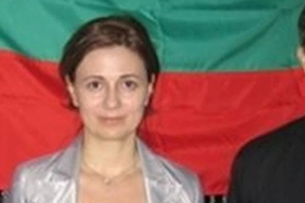 Обвиняемата за удушаването на зет си Пейо Пеев - Красимира Трифонова.