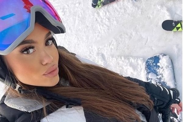 Щерката на Коко Динев и Анелия стана сноубордистка