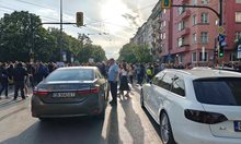 И днес граждани протестират заради промените на движението в центъра на София