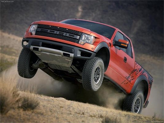 Ford ще слага въздушни възглавници в броните на SUV моделите