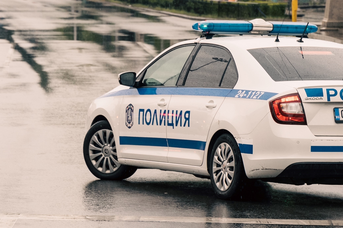 47-годишен заплашва жена на кръстовище в Пловдив, блъска по колата й
