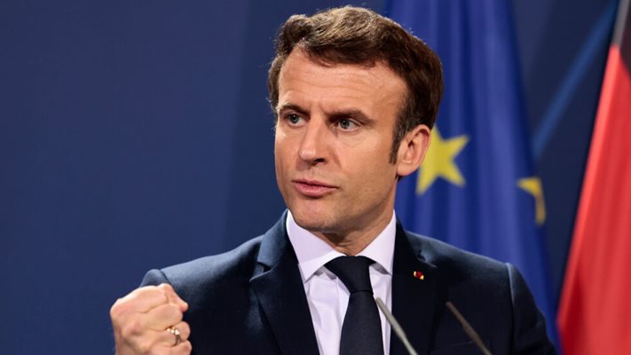 Франция е обхваната от поредна стачка срещу плановете за пенсионна реформа на правителството на президента Еманюел Макрон.