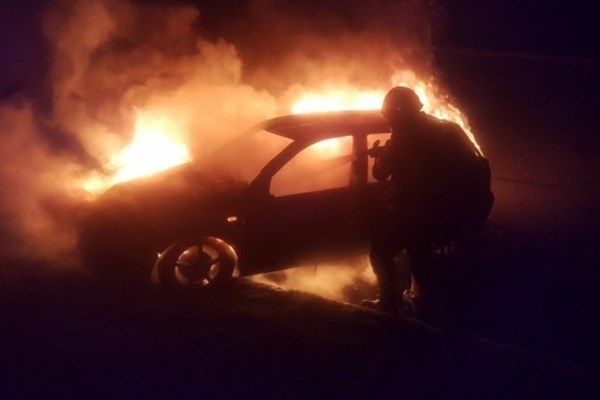 Огънят бил потушен от служители на районната служба по пожарна безопасност и защита на населението във Враца. СНИМКА: АРХИВ