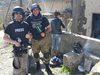 Журналистът Борис Анзов обиколил Сирия с пръчка, вместо микрофон