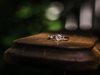 Мъж изпусна годежен пръстен в океана, докато предлага брак (Видео)