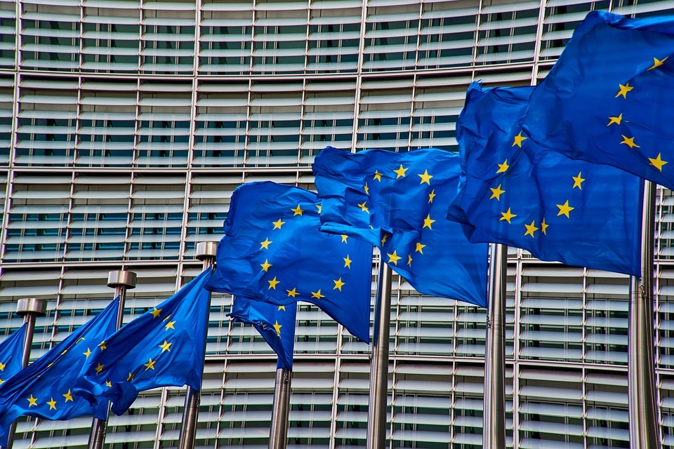Европейската комисия с четири наказателни процедури срещу България