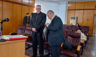 И Апелативният съд в Пловдив оправда д-р Иван Димитров за убийството на Жоро Плъха
