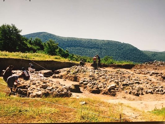 Разкопки в тракийския селищен комплекс в с. Васил Левски. Снимка: Архив
