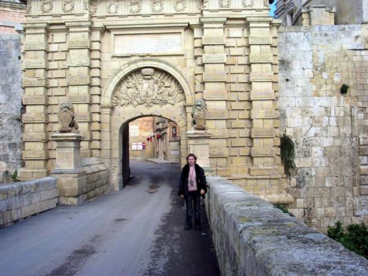 Портите на Кралски чертог от “Игра на тронове” всъщност са истинските порти на старата столица Мдина.