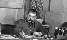 Йосиф Висарионович Сталин все още е почетен гражданин на Варна. Това казва всичко - кои и какви сме!