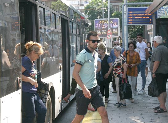 Градският транспорт на Пловдив е в криза, няма пари за горива и резервни части