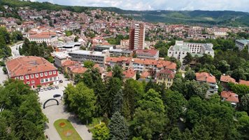 Пръскане срещу комари и кърлежи предстои днес и утре във Велико Търново