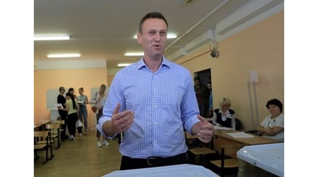 Като Българския чадър? Критикът на Кремъл Навални е в кома след чаша чай