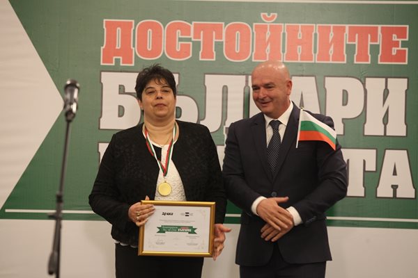 Илияна Петрова и проф. Венцислав Мутафчийски