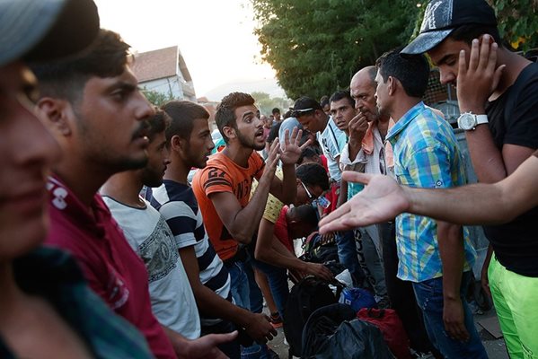 Армията от млади мюсюлмани ще унищожи Европа, смята хърватският Джеймс Бонд