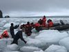 Български алпинисти са спасени в Антарктида