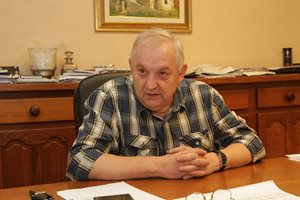 Въпреки кризата чиновници бавят плащането на 307 млн. лв. за извършена работа