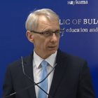 Министърът на образованието Николай Денков