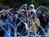 Заловиха 15 нелегални мигранти от Куба и Пакистан на румънско-сръбската граница