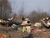 Откриха следи от експлозия на самолета, в който загина Лех Качински