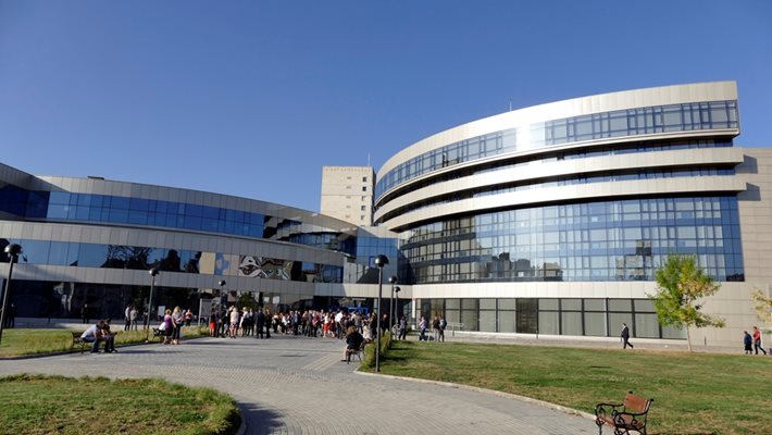 Новата сграда на Софийския районен съд бе открита на официална церемония.