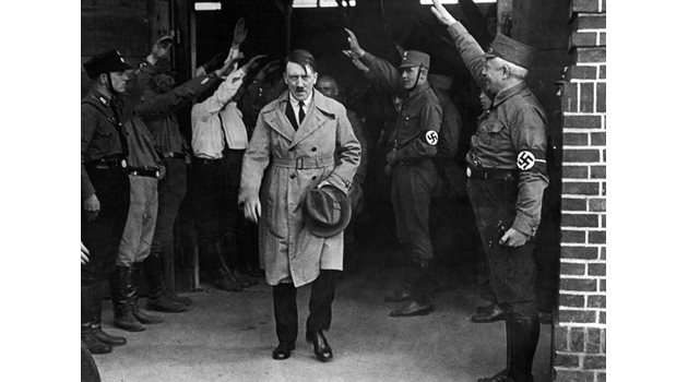 Хитлер търсел формулата на перфектното послушание и подчинение.