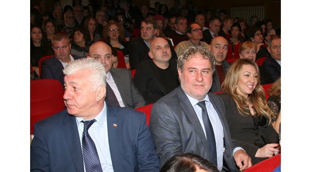 Министърът на културата Боил Банов бе сред публиката на спектакъла