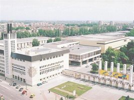 Съдът в Пловдив спря вписването на акциите на Варна в панаира