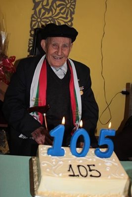 106-годишният дядо Георги: Изял съм стотици агнета и прасета