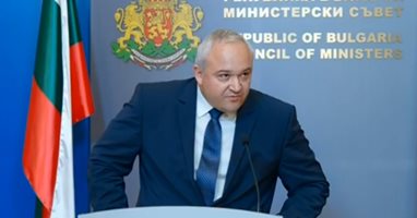 Министърът и подчинените му от МВР са нахални за камиона-ковчег