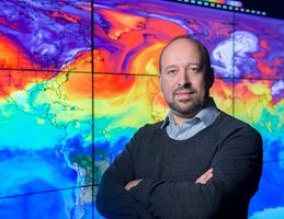 Топ климатолог на НАСА: В България ще стане първо като в Истанбул, а после като в Бейрут. Забравете зимата!