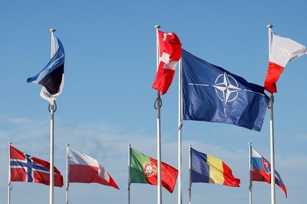 След фанфарите - защо е особено важно, че България е член на НАТО