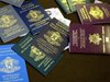 В Албания задържаха българи поради фалшифициране на паспорти и лични карти