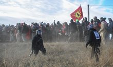 Протести срещу прокарването на нефтопровод в Северна Дакота