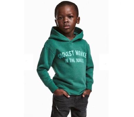 Чернокожото момче-модел от скандалната реклама на H&M