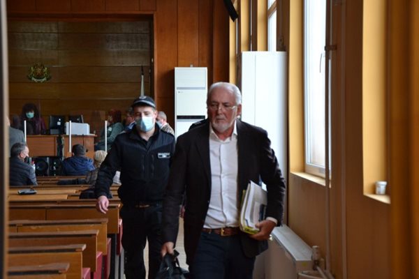 Лютви Местан на едно от заседанията на съда. СНИМКА: АРХИВ