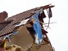 Покрив затисна мъж в Белослав