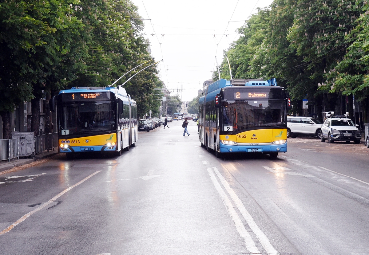 Осигуряват допълнителен градски транспорт за Задушница в София