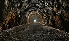 Пазят в тайна подземен тунел на траките, свързващ Сакар, Родопите и Дунав