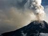 Един от най-активните вулкани в Япония изригна, няма щети