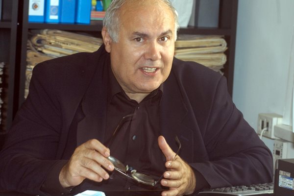 Костадин Чакъров (1947-2017)