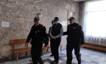Денислав, който насече с лопата британката Тина, може да бъде осъден за ден