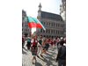 Хиляди извиха  българско  хоро в Брюксел, дори  Манекен Пис в носия (Обзор)