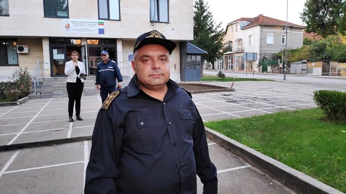 Старши комисар Димитър Машов пристигна на акцията в Горна Оряховица