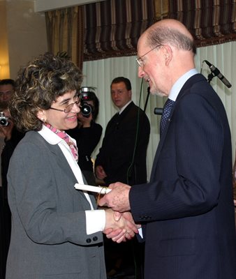 Светломира Ковачева получава златен ритон през 2004 г. Отличието за нея и съпруга  Румен връчи тогавашният премиер Симеон Сакскобургготски на тържествена церемония в София.