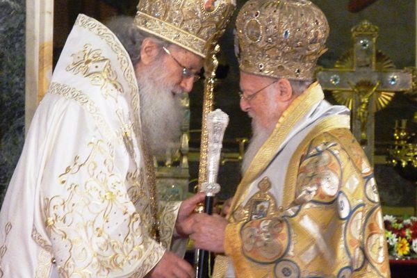 Българският патриарх Неофит и Вселенският Вартоломей ще осветят заедно реставрираната Желязна църква.